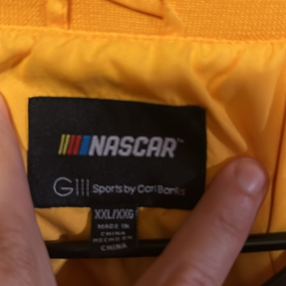 Kyle Busch pullover - Picture 2 of 3